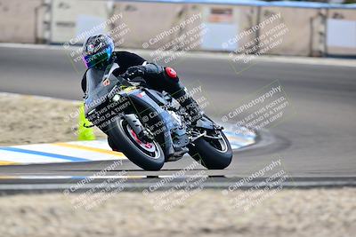 media/Apr-18-2025-TrackDaz (Fri) [[45f5874c44]]/B Group/Session 4 (Turn 6 - Outside)/